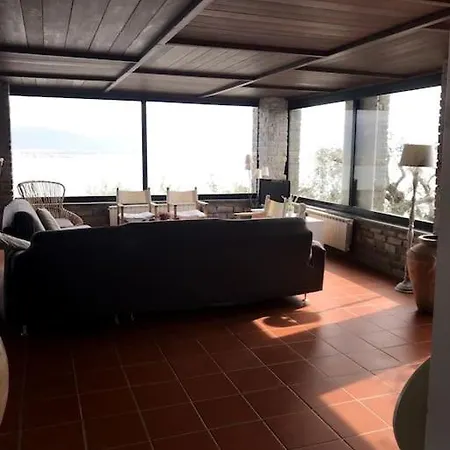 فيلة Rita Punta Bianca مونتيمارتشيلو